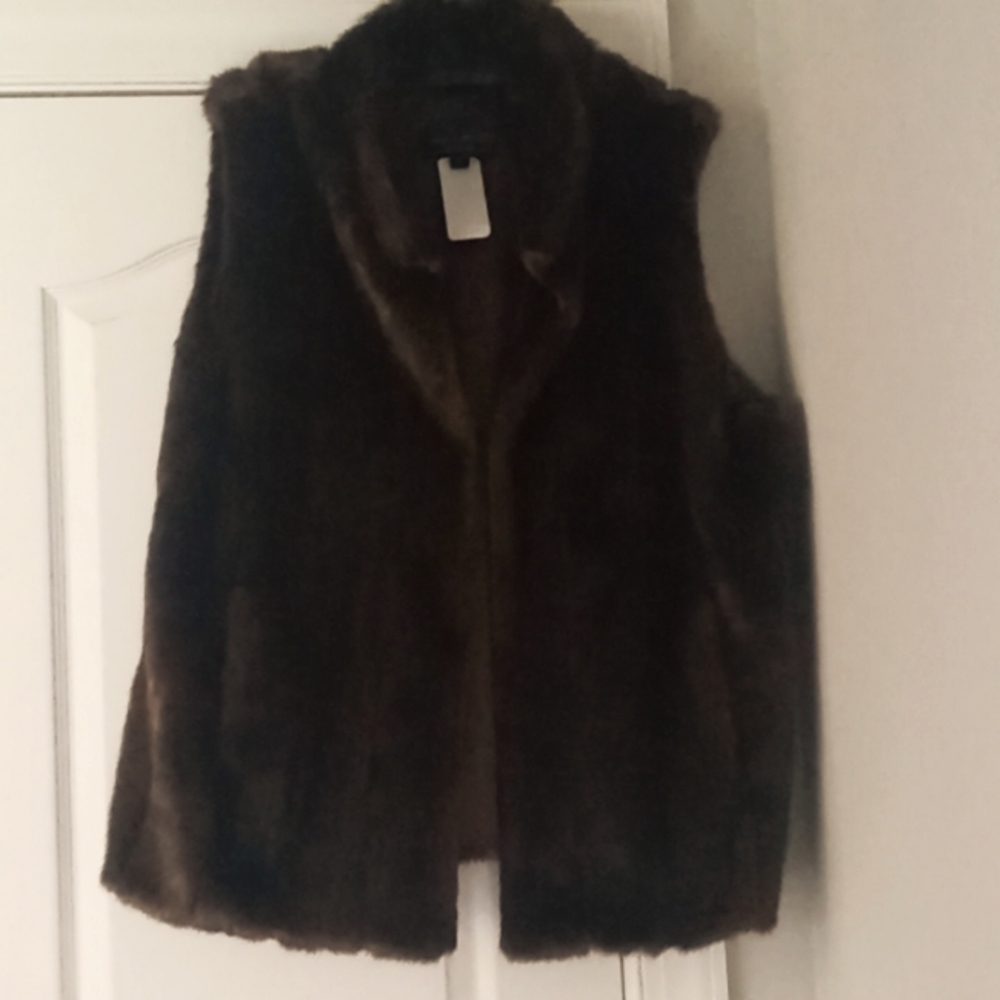 Donna Salyers, Fabulous Furs, 2X